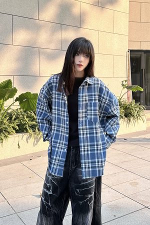 Versatile Layered Plaid Shirt for Men and Women, Loose Fit Vintage Style Jacket, Long Sleeve, Casual 90s Inspired Fashion