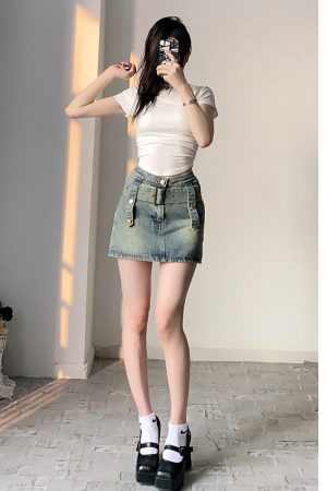 Versatile Niche Belt for Denim Skirt â€“ Stylish Wardrobe Essential to Prevent Malfunctions, Perfect for Y2K and Millennial Looks