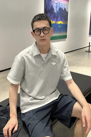Versatile Small Logo Fake Two-Piece Polo Shirt for Men - Short Sleeve Summer T-Shirt in Simple Casual Korean Style