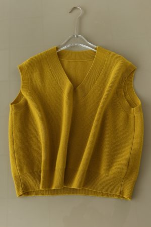 Versatile Solid Color V-Neck Wool Knitted Vest - Loose Fit Sleeveless Tank Top for Effortless Style