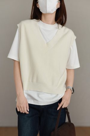 Versatile Solid Color V-Neck Wool Knitted Vest - Loose Fit Sleeveless Tank Top for Effortless Style