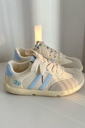 Versatile White Casual Bread Shoes for Women - Spring 2025 Hello Kitty Cat Design, Trendy Y2K Style Footwear