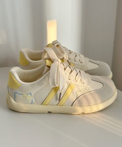 Versatile White Casual Bread Shoes for Women - Spring 2025 Hello Kitty Cat Design, Trendy Y2K Style Footwear