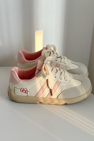 Versatile White Casual Bread Shoes for Women - Spring 2025 Hello Kitty Cat Design, Trendy Y2K Style Footwear