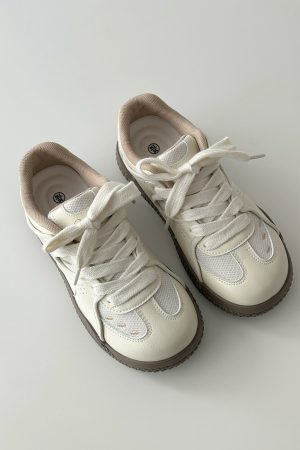 Versatile Women's Sneakers Soft Bottom Trendy Little White Shoes 2025 Fashion Footwear for Everyday Wear