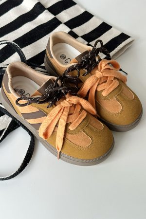 Versatile Women's White Training Sneakers - Soft Sole Casual Skate Shoes, 2025 Spring Style, Trendy Comfort for Active Lifestyle