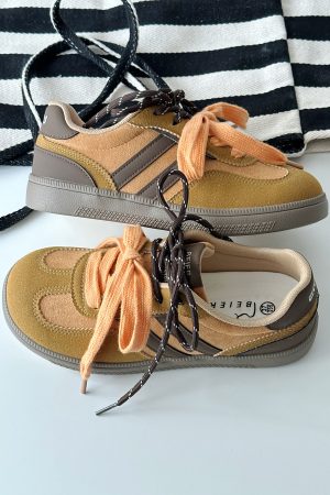 Versatile Women's White Training Sneakers - Soft Sole Casual Skate Shoes, 2025 Spring Style, Trendy Comfort for Active Lifestyle