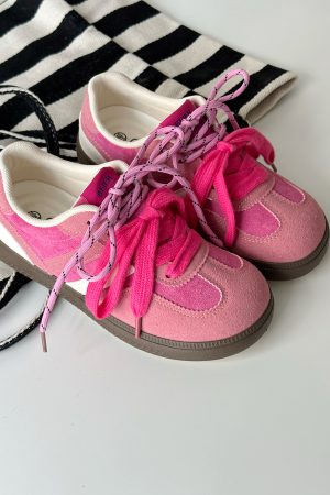 Versatile Women's White Training Sneakers - Soft Sole Casual Skate Shoes, 2025 Spring Style, Trendy Comfort for Active Lifestyle