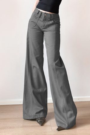 Vintage 80s Low Waist Straight Leg Jeans for Women â€“ Retro West Coast Workwear Style for Trendy Hot Girls