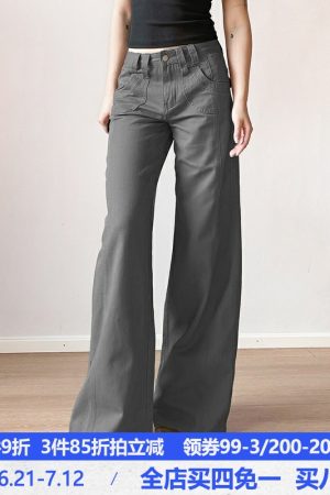 Vintage 80s Low Waist Straight Leg Jeans for Women â€“ Retro West Coast Workwear Style for Trendy Hot Girls