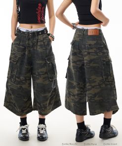 Vintage American Camouflage Multi-Pocket Cargo Pants for Women, Pleated Wide-Leg, Street Style, Casual 7-Point Shorts
