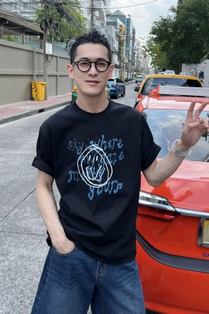Vintage American Relief Smile Print Short Sleeve T-Shirt for Men - Loose Casual Style, Perfect for 90s Inspired Looks