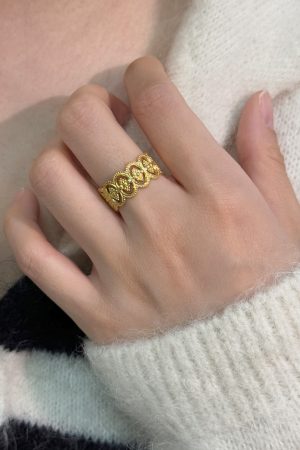 Vintage Baroque Hollow Lace Adjustable Open Ring for Women, Elegant Design, Non-Fading, Perfect for Y2K and Boho Styles