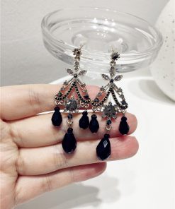 Vintage Baroque-Style Black Crystal Drop Earrings - Elegant Evening Accessories for a French Palace Look