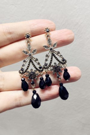 Vintage Baroque-Style Black Crystal Drop Earrings - Elegant Evening Accessories for a French Palace Look