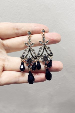 Vintage Baroque-Style Black Crystal Drop Earrings - Elegant Evening Accessories for a French Palace Look