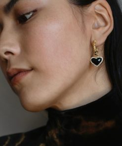 Vintage Black Agate Heart-Shaped Earrings with Diamond-Inlaid Gold, French Style Light Luxury, Hypoallergenic Silver Needles