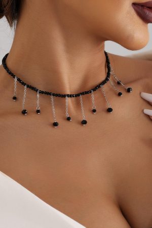 Vintage Black Beaded Tassel Crystal Pendant Necklace for Women - European and American Lolita High-End Jewelry Accessory