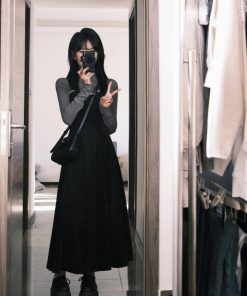 Vintage Black Velvet Camisole Dress for Women - Waist-Cinching, Elegant Long Skirt Knitted Set for Autumn, Y2K Style