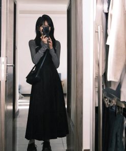 Vintage Black Velvet Camisole Dress for Women - Waist-Cinching, Elegant Long Skirt Knitted Set for Autumn, Y2K Style