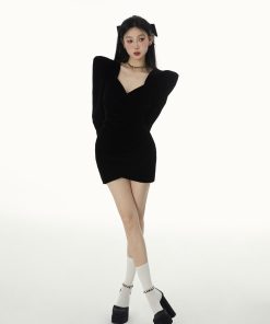 Vintage Black Velvet Sweet Party Dress with Low Square Neck and Puff Sleeves - Women's High Waist Short Skirt, Y2K Style