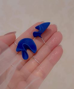 Vintage Blue Earrings with Unique Design, Minimalist Mosquito Coil Ear Clips, Flattering to Complexion, Versatile Fashion Accessory