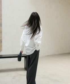 Vintage Blue Long Sleeve Shirt with Pointed Collar, Loose Silhouette, Doll Collar & 3D Pleats - Retro Style Fashion Top