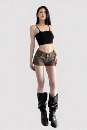 Vintage Brown Low-Waist Denim Ultra-Shorts with Studded Pockets - Street Industrial Hot Pants for a 90s Y2K Style Look