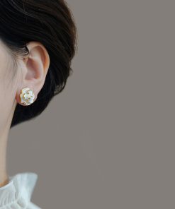 Vintage Burgundy Camellia Flower Earrings - High-End Enamel Drip Glaze Floral Design, Elegant Versatile Ear Accessories