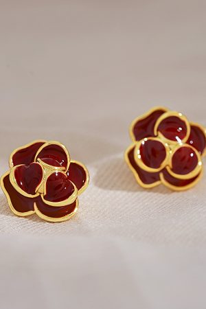 Vintage Burgundy Camellia Flower Earrings - High-End Enamel Drip Glaze Floral Design, Elegant Versatile Ear Accessories