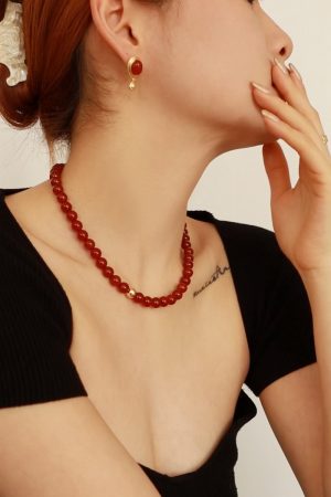 Vintage Chinese Style Zodiac Bead Necklace, Ice Red Agate, Light Luxury Clavicle Jewelry for Autumn Winter, Lucky New Year Accessory