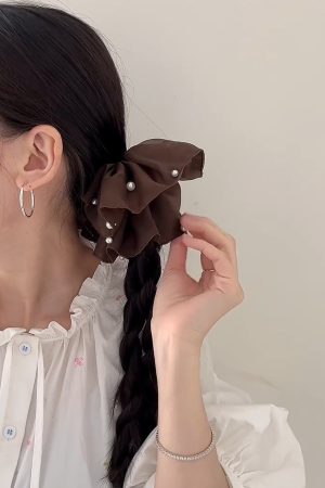 Vintage Coffee Pearl Pleated Skirt Hem Hair Tie - High-End Fashionable Versatile Hair Accessory for Women