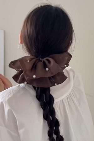 Vintage Coffee Pearl Pleated Skirt Hem Hair Tie - High-End Fashionable Versatile Hair Accessory for Women