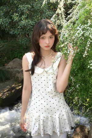 Vintage College Style Polka Dot Pleated Dress with Doll Collar - Elegant Junior Sister Fashion, Perfect for 90s and Y2K Looks