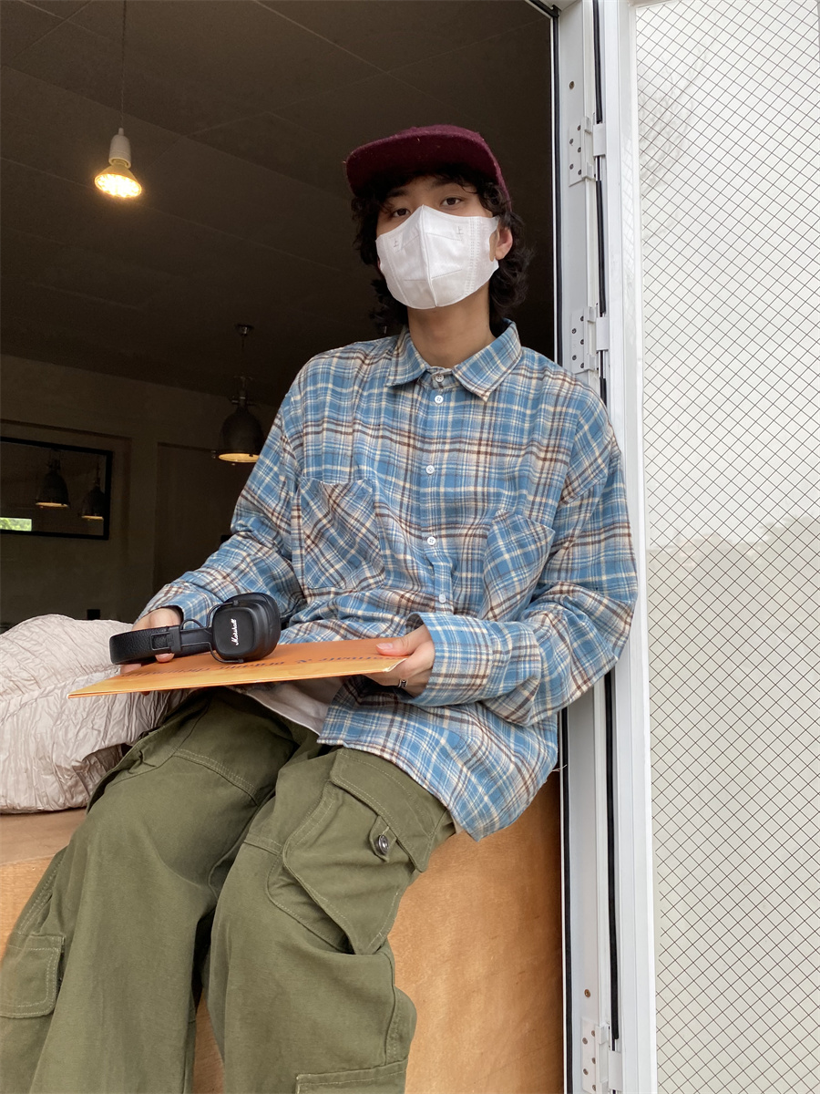 Vintage Corduroy Pocket Plaid Shirt for Men and Women - Long Sleeve Collar Jacket in Trendy Spring Autumn Style Vintage Corduroy Pocket Plaid Shirt for Men and Women - Long Sleeve Collar Jacket in Trendy Spring Autumn Style