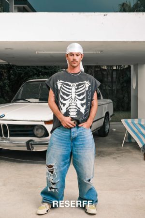 Vintage Distressed Flame Skull Sleeveless T-Shirt for Men - Trendy Dance Club Graphic Tee, Y2K Style, Casual Streetwear