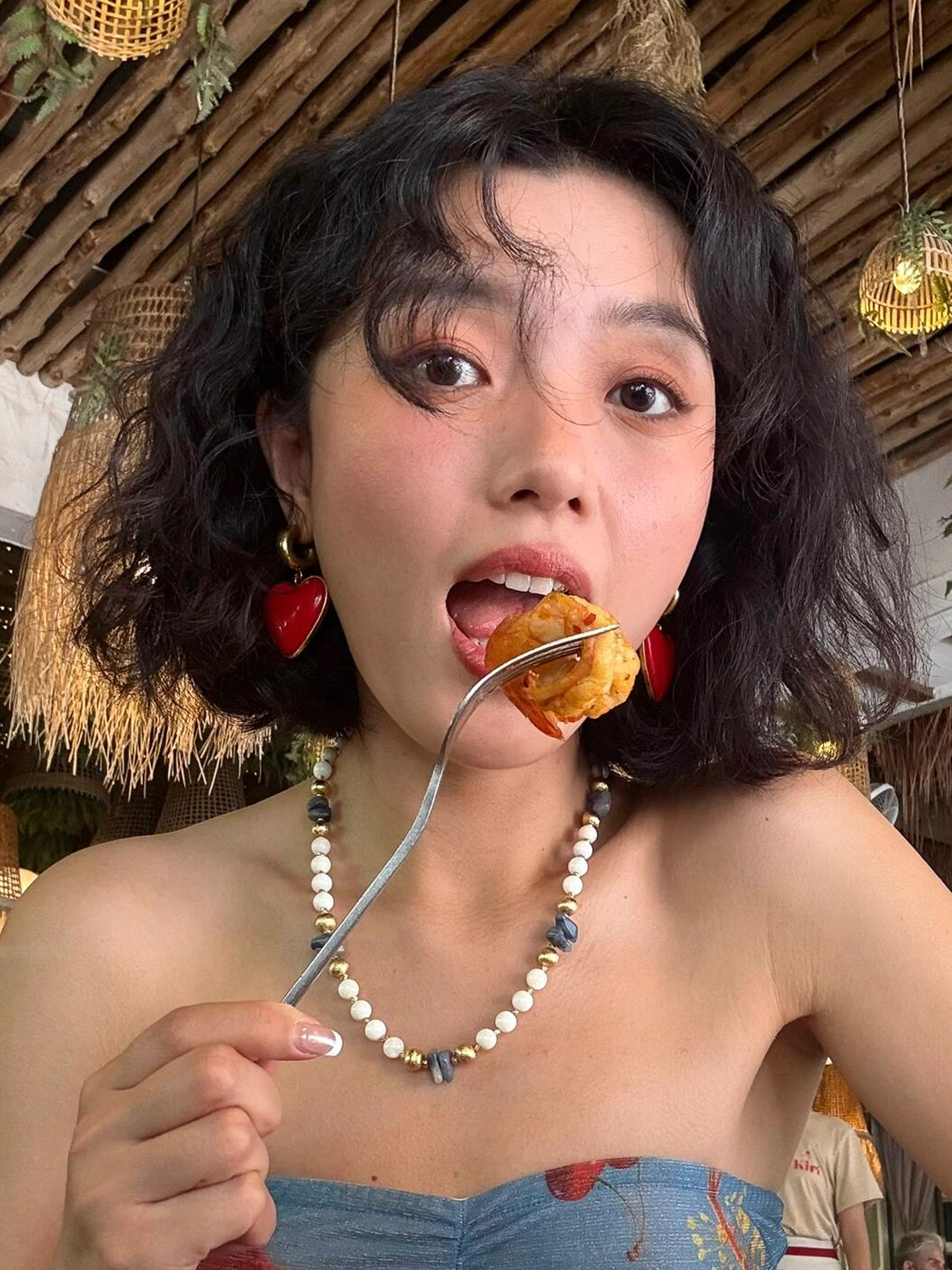 Vintage Distressed Red Heart Stud Earrings - Minimalist Light Luxury Accessories for Unique Personal Style Vintage Distressed Red Heart Stud Earrings - Minimalist Light Luxury Accessories for Unique Personal Style