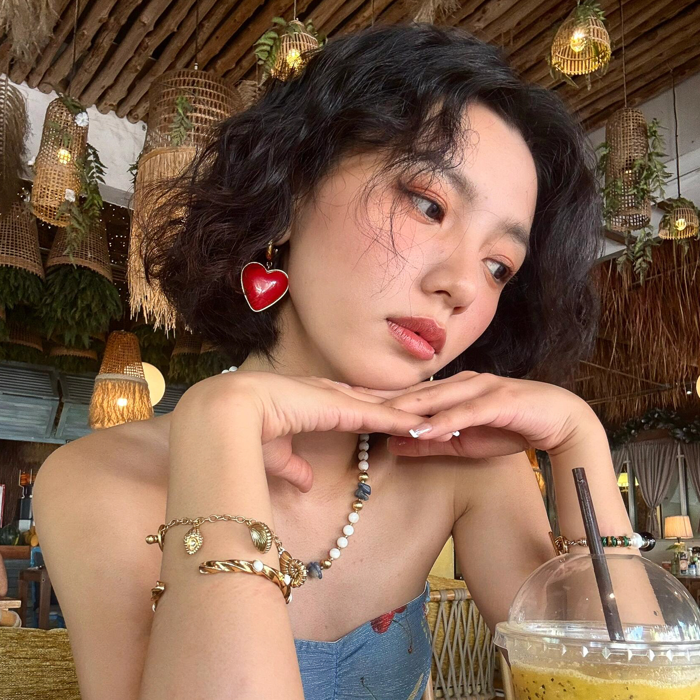 Vintage Distressed Red Heart Stud Earrings - Minimalist Light Luxury Accessories for Unique Personal Style Vintage Distressed Red Heart Stud Earrings - Minimalist Light Luxury Accessories for Unique Personal Style