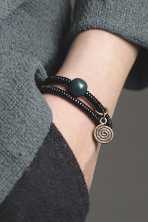 Vintage Ebony Double Circle Couple Bracelets - Simple Versatile Wrist Accessories for Young Fashion Lovers