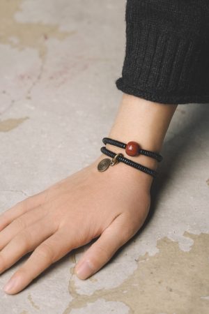 Vintage Ebony Double Circle Couple Bracelets - Simple Versatile Wrist Accessories for Young Fashion Lovers