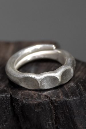 Vintage Ethnic Curved Tail Flower Handmade Silver Ring for Men and Women - Artistic Fashion Jewelry