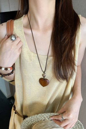 Vintage Ethnic Long Heart Pendant Necklace for Women, Layered Chain Accessory, Unique Sweater Jewelry