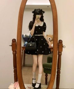 Vintage French Bow Embroidered Doll Collar Dress for Women, Waist-Cinching Hepburn Style, Little Black Summer Dress