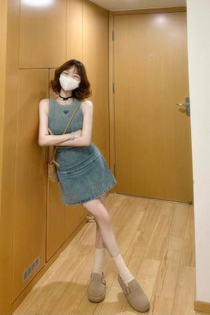 Vintage French Denim Embroidered Sleeveless Dress for Women - Waist-Cinching, Stylish Short Skirt for Summer, Niche Fashion Trend