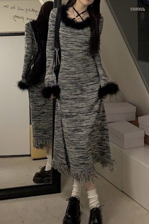 Vintage French Fluffy Tassel Striped Long Sleeve Dress for Women - Waist-Cinching Elegant Autumn Winter Style with Inner Layer Skirt