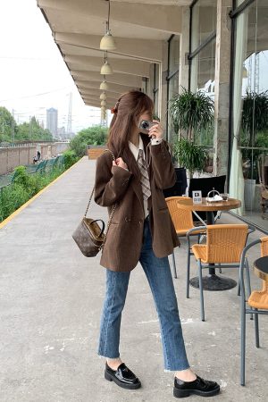 Vintage French High-End Corduroy Blazer for Women - Loose-Fitting Autumn Winter Suit Jacket, Chic 90s Style Outerwear