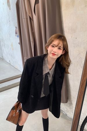 Vintage French High-End Corduroy Blazer for Women - Loose-Fitting Autumn Winter Suit Jacket, Chic 90s Style Outerwear