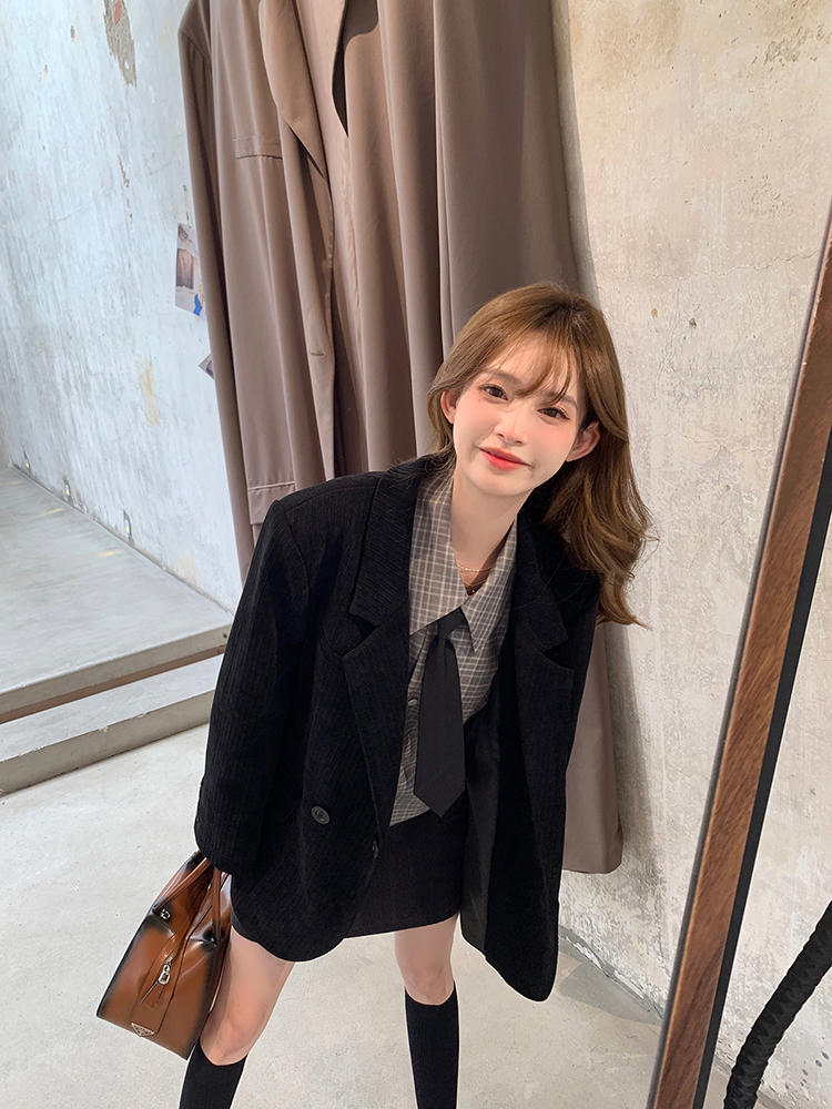 Vintage French High-End Corduroy Blazer for Women - Loose-Fitting Autumn Winter Suit Jacket, Chic 90s Style Outerwear