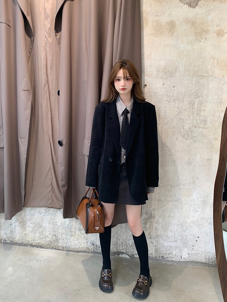 Vintage French High-End Corduroy Blazer for Women - Loose-Fitting Autumn Winter Suit Jacket, Chic 90s Style Outerwear