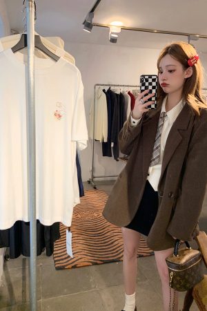 Vintage French High-End Corduroy Blazer for Women - Loose-Fitting Autumn Winter Suit Jacket, Chic 90s Style Outerwear
